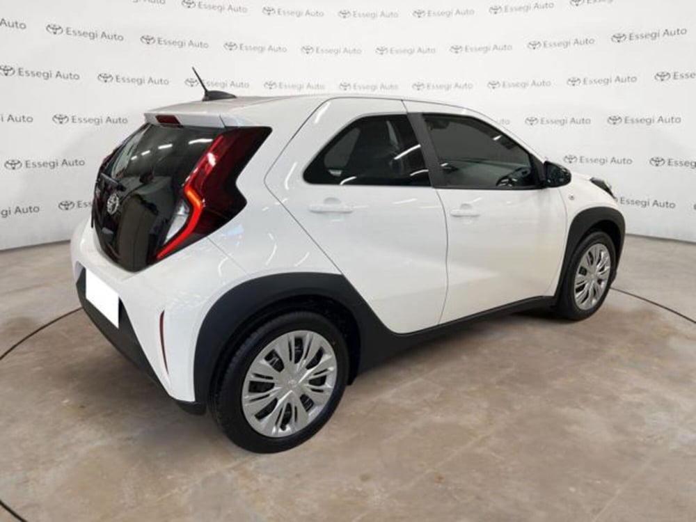 Toyota Aygo X nuova a Vercelli (15)