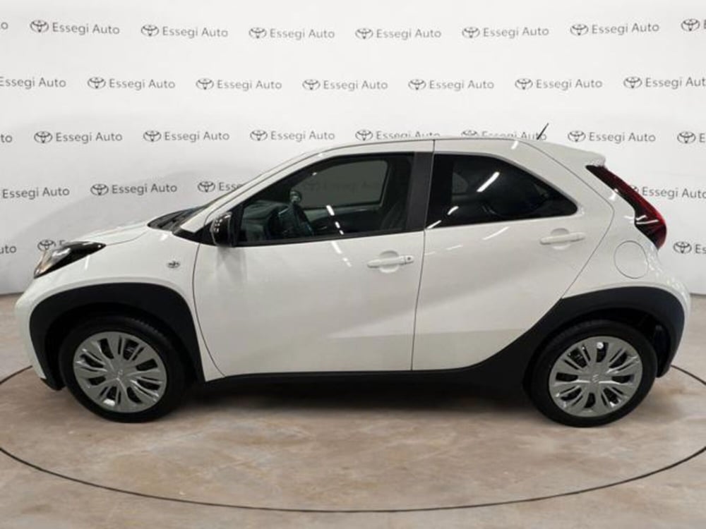 Toyota Aygo X nuova a Vercelli (2)