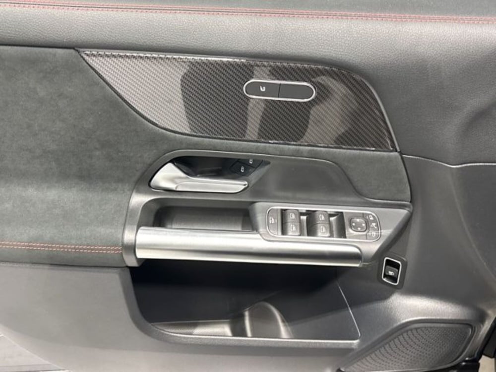 Mercedes-Benz GLA SUV nuova a Bologna (10)