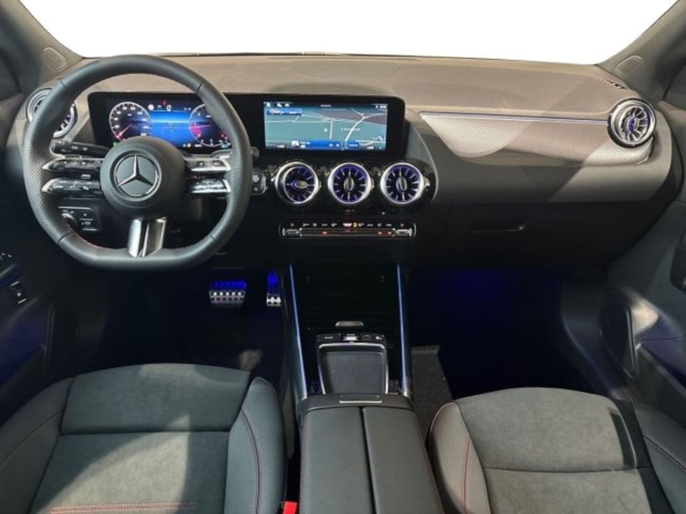 Mercedes-Benz GLA SUV nuova a Bologna (13)