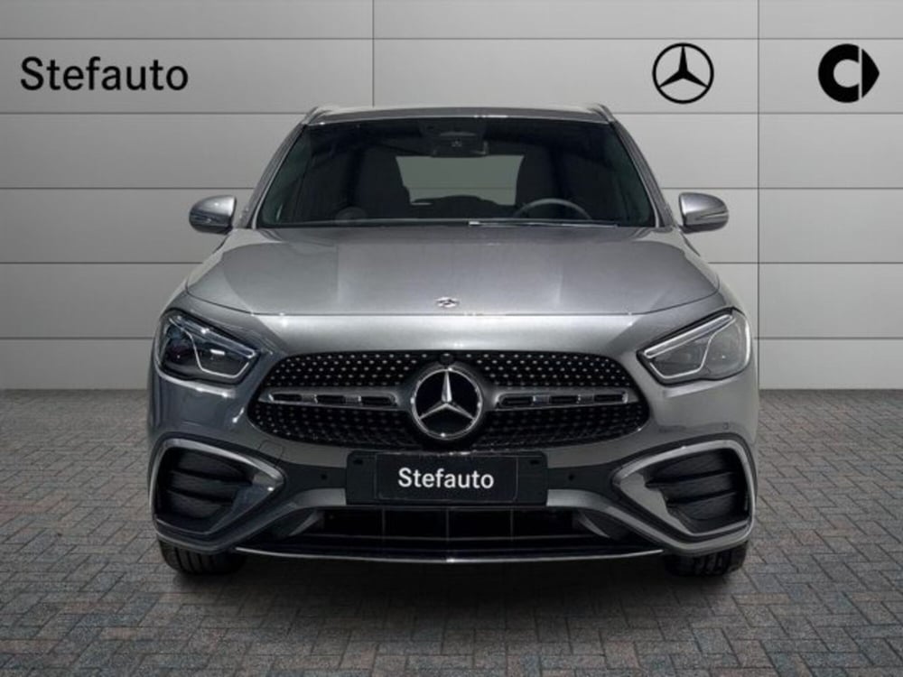 Mercedes-Benz GLA SUV nuova a Bologna (4)