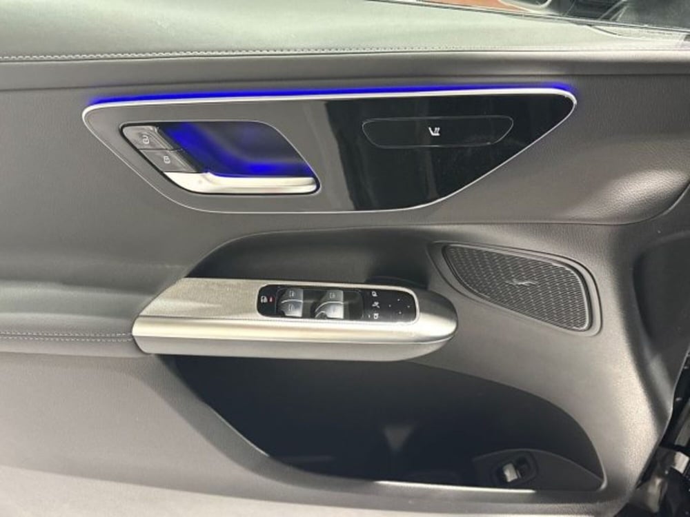 Mercedes-Benz GLC nuova a Bologna (10)