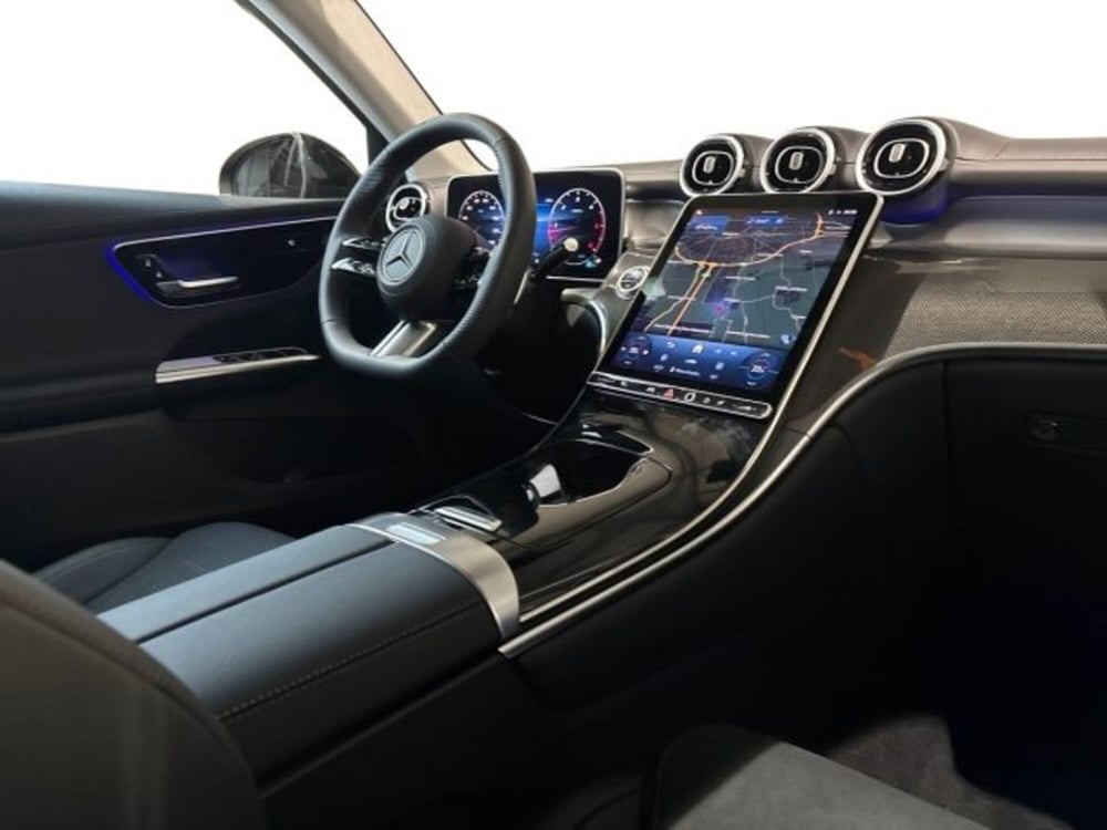 Mercedes-Benz GLC nuova a Bologna (15)