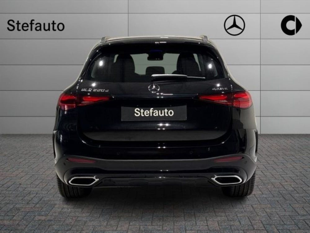 Mercedes-Benz GLC nuova a Bologna (6)