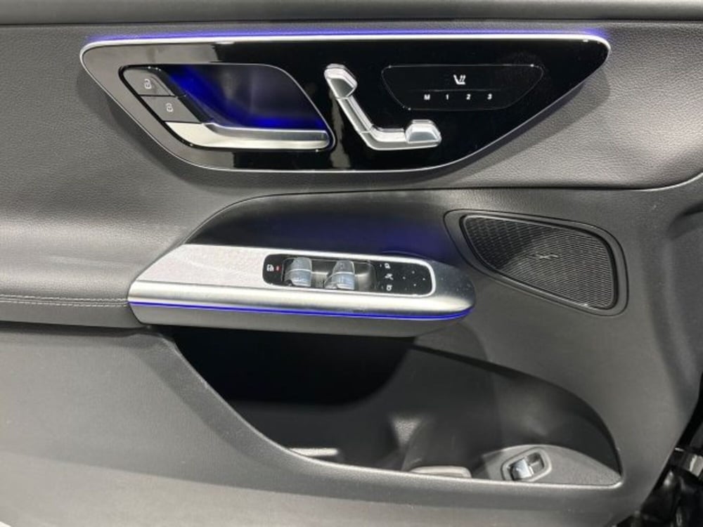 Mercedes-Benz GLC nuova a Bologna (10)