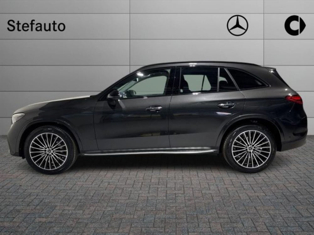Mercedes-Benz GLC nuova a Bologna (3)
