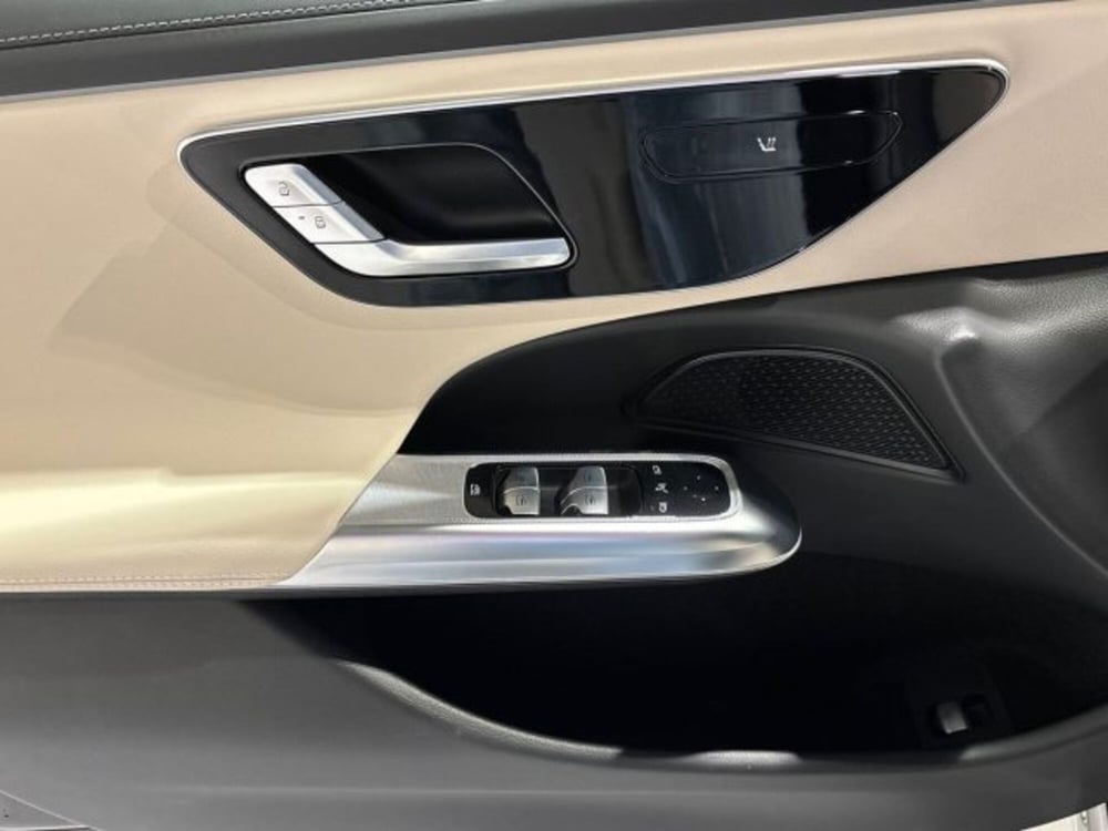 Mercedes-Benz Classe E Station Wagon nuova a Bologna (10)