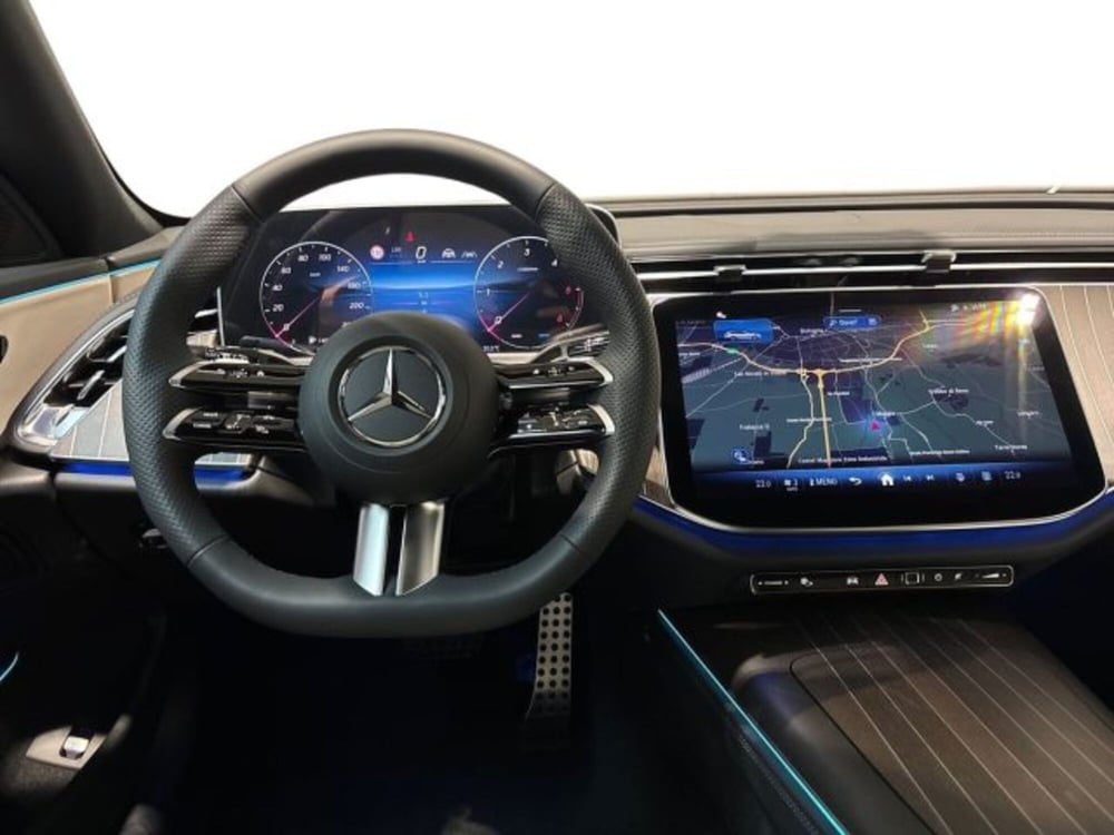 Mercedes-Benz Classe E Station Wagon nuova a Bologna (14)