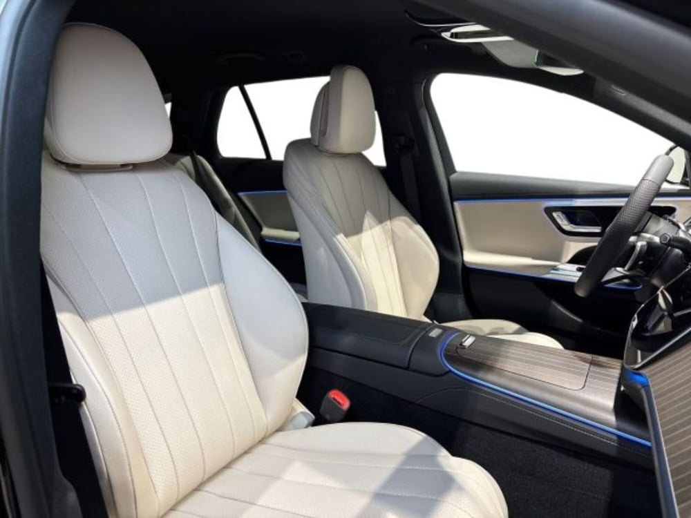 Mercedes-Benz Classe E Station Wagon nuova a Bologna (16)