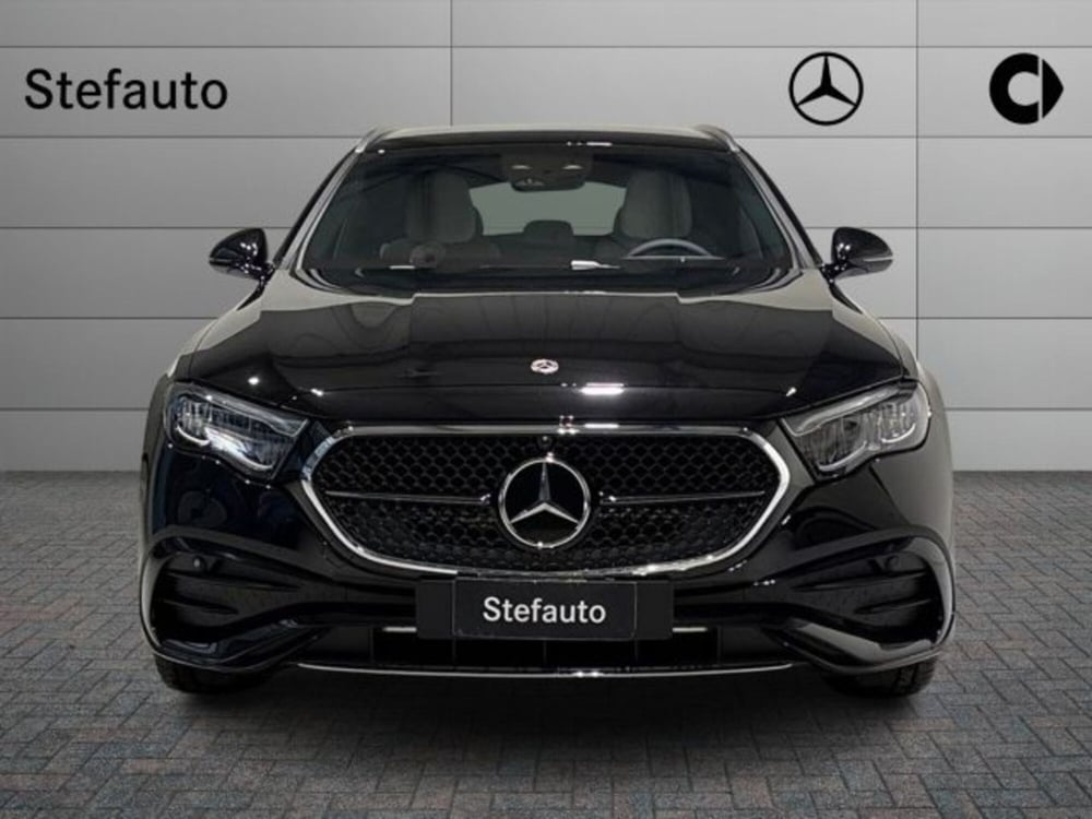 Mercedes-Benz Classe E Station Wagon nuova a Bologna (4)