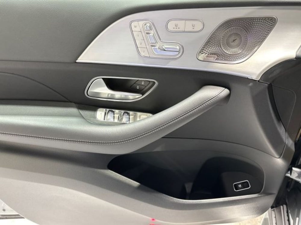 Mercedes-Benz GLE SUV nuova a Bologna (10)