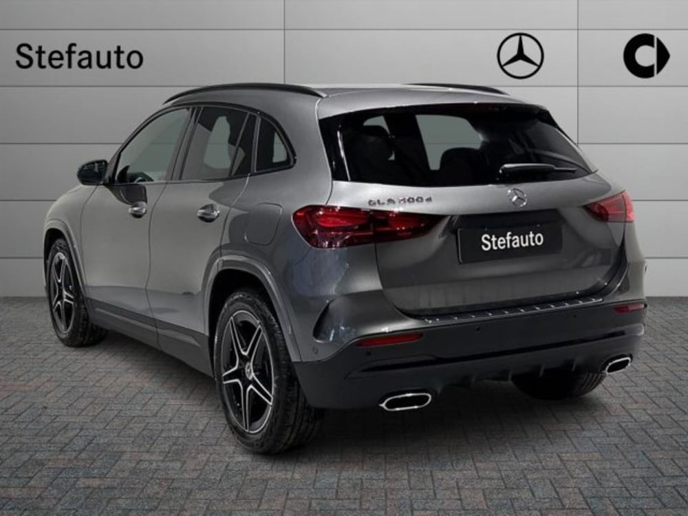 Mercedes-Benz GLA SUV nuova a Bologna (5)