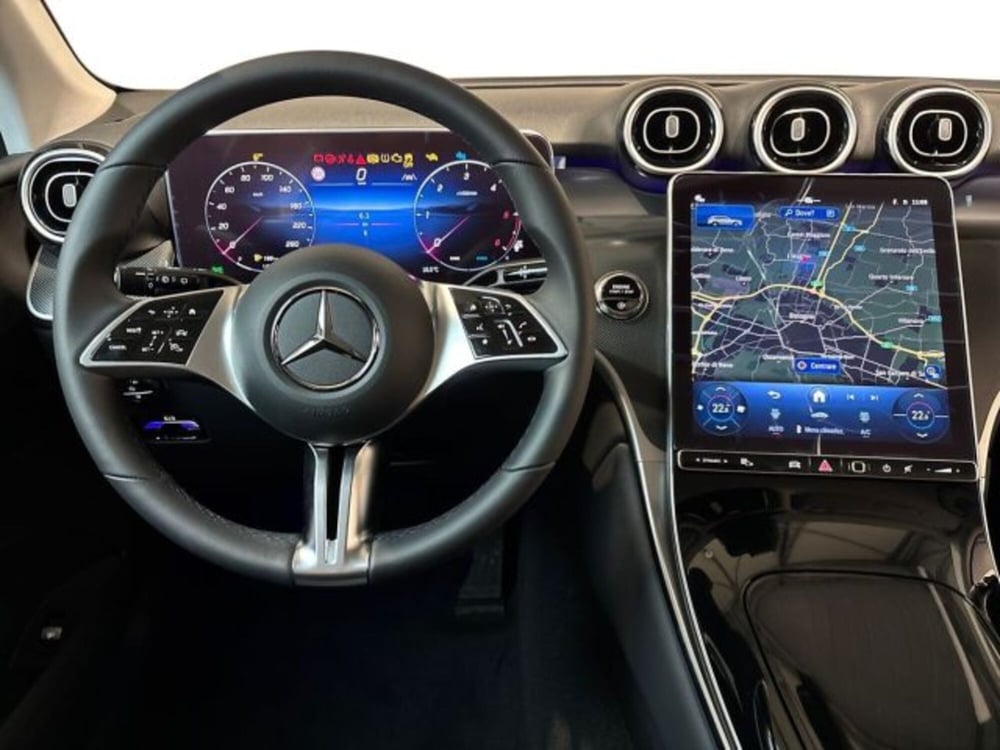 Mercedes-Benz GLC nuova a Bologna (14)
