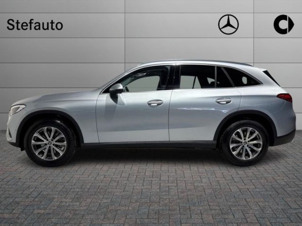 Mercedes-Benz GLC nuova a Bologna (3)