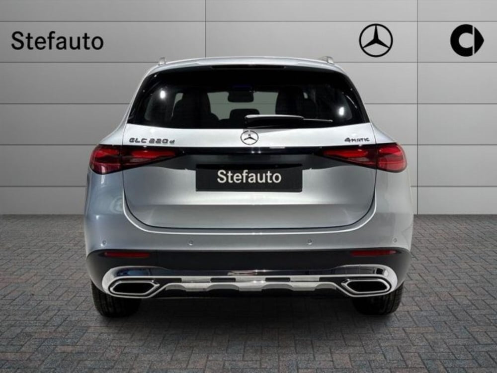 Mercedes-Benz GLC nuova a Bologna (6)