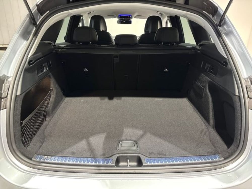 Mercedes-Benz GLC nuova a Bologna (7)