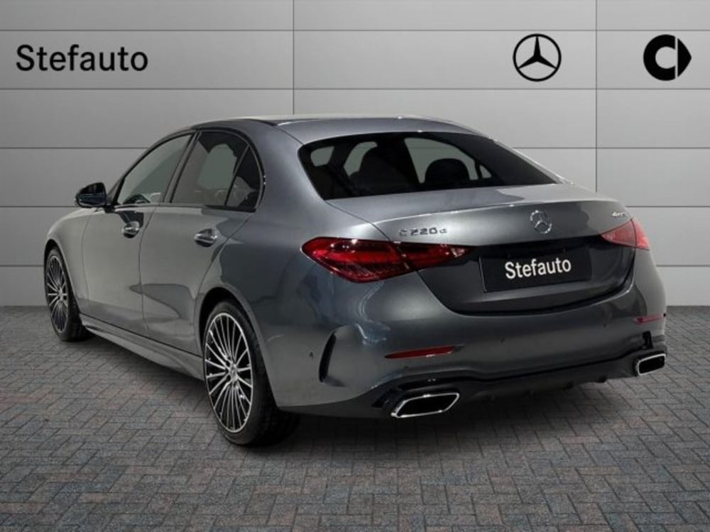 Mercedes-Benz Classe C nuova a Bologna (5)