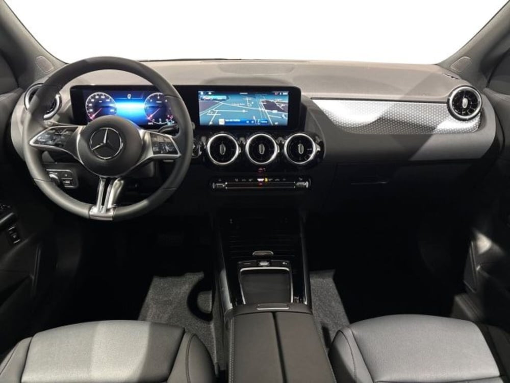Mercedes-Benz GLA SUV nuova a Bologna (13)