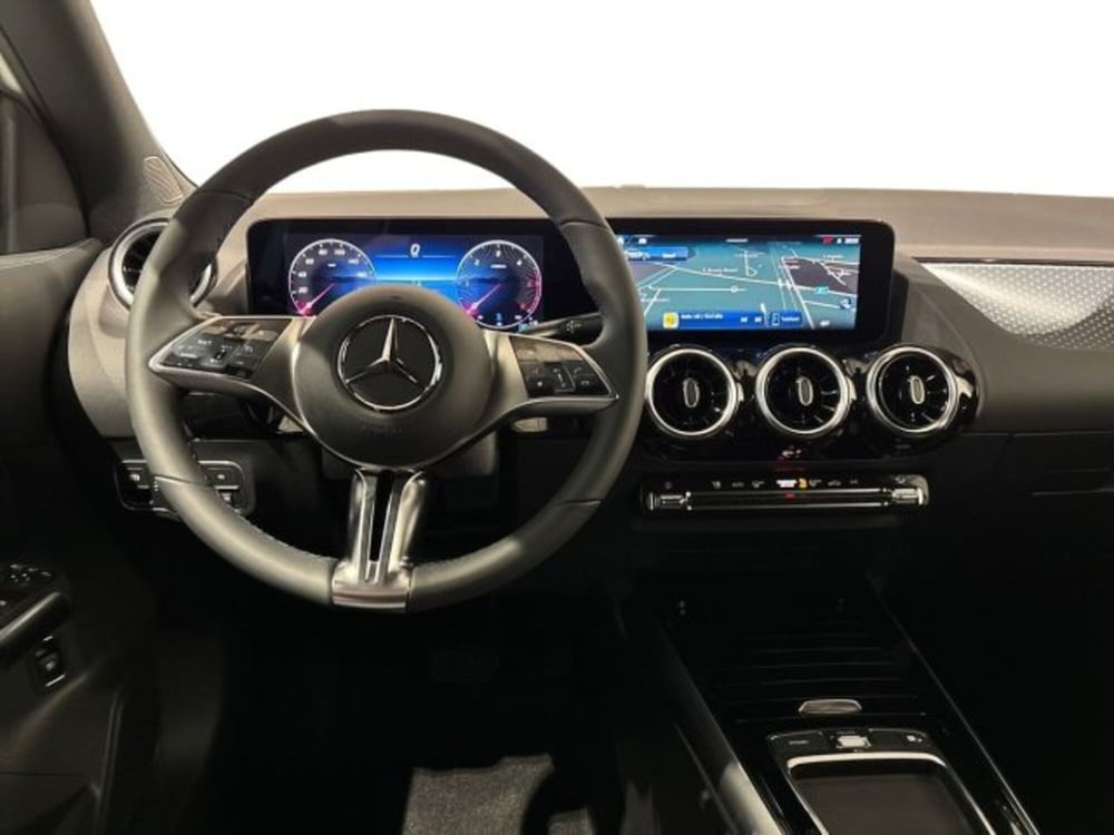 Mercedes-Benz GLA SUV nuova a Bologna (14)