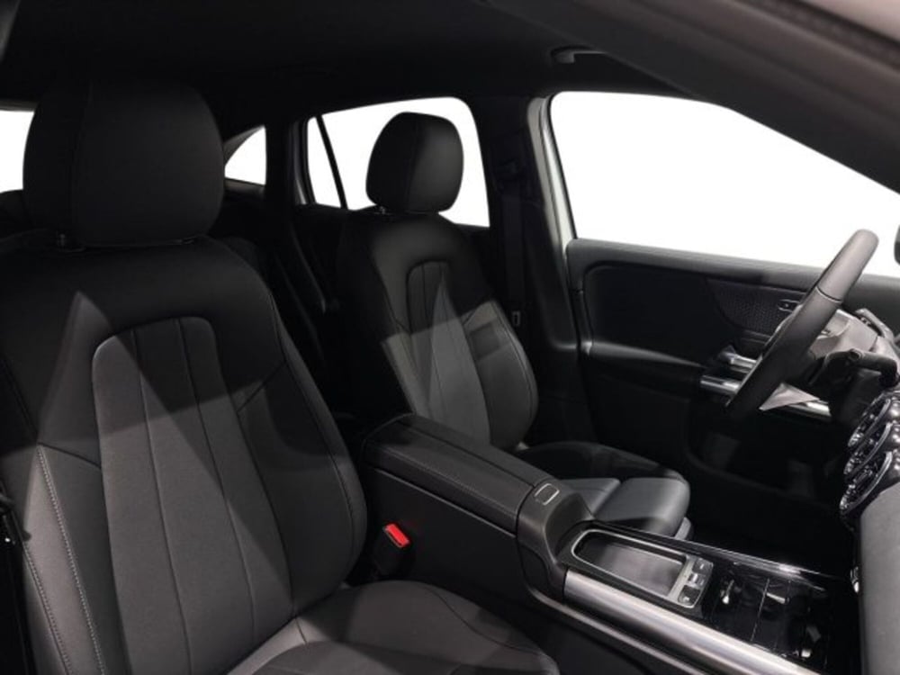 Mercedes-Benz GLA SUV nuova a Bologna (16)