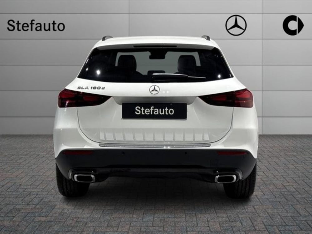 Mercedes-Benz GLA SUV nuova a Bologna (6)