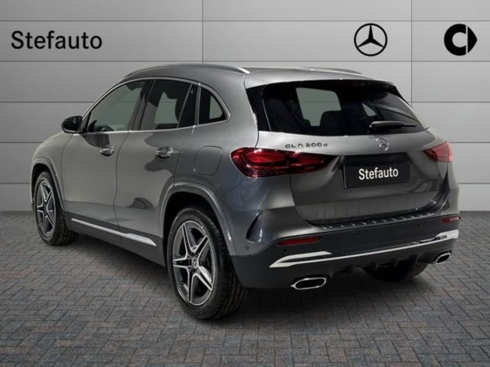 Mercedes-Benz GLA SUV nuova a Bologna (5)