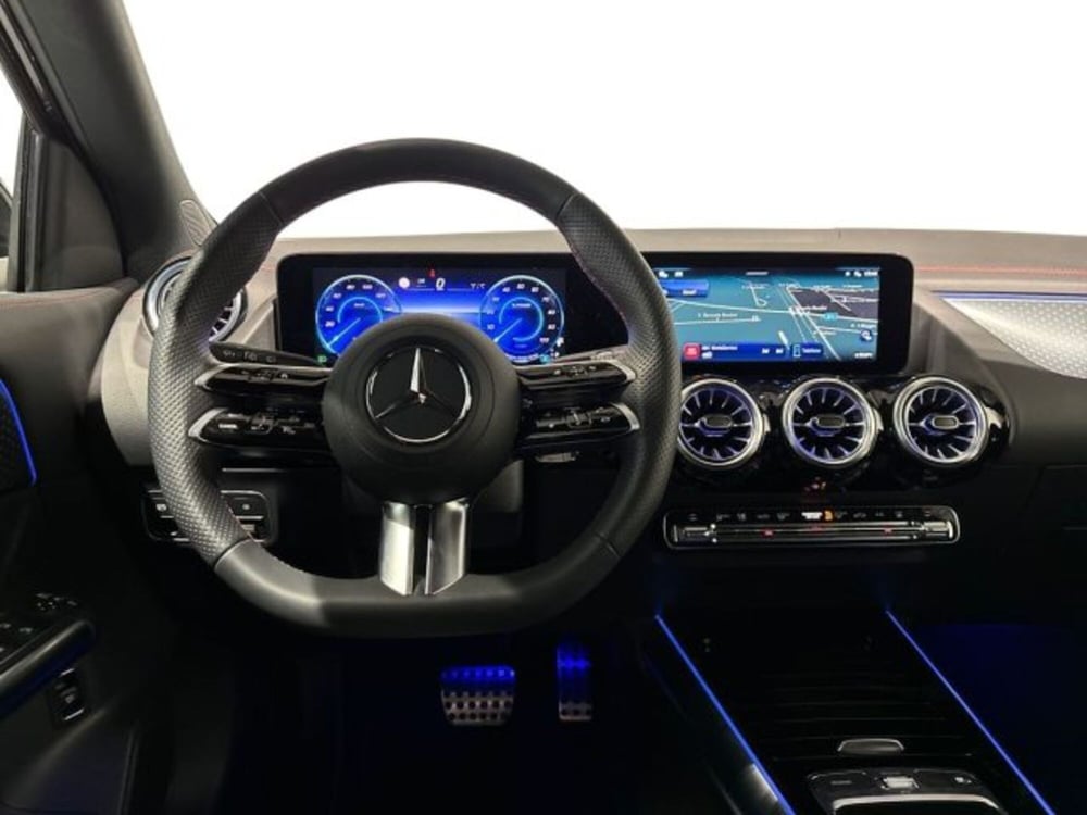 Mercedes-Benz EQA usata a Bologna (11)