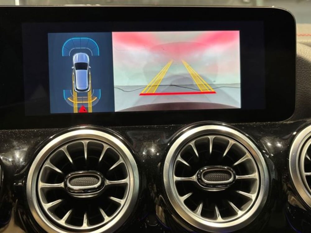 Mercedes-Benz EQA usata a Bologna (12)