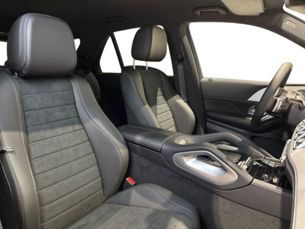 Mercedes-Benz GLE SUV nuova a Bologna (16)