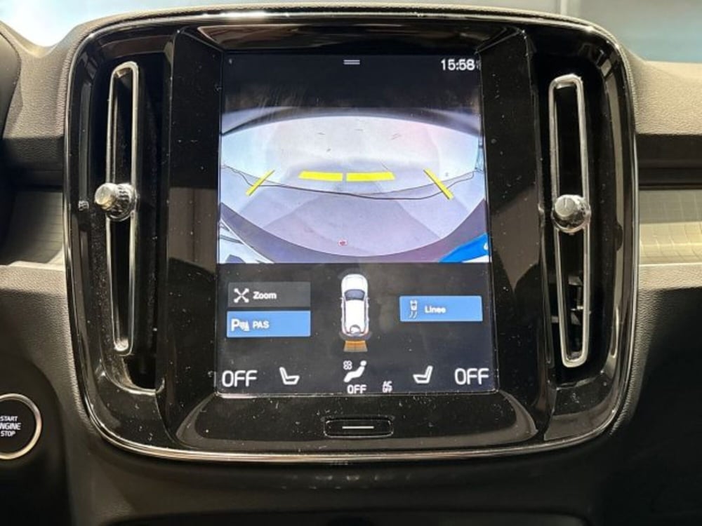 Volvo XC40 usata a Bologna (12)