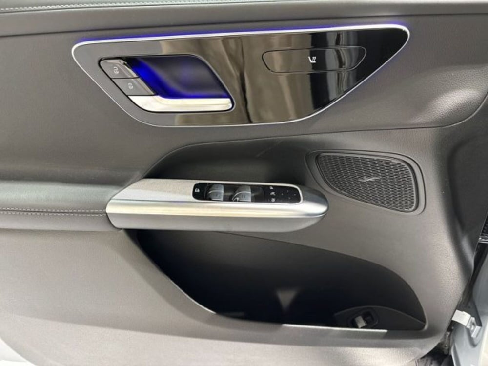 Mercedes-Benz GLC nuova a Bologna (10)
