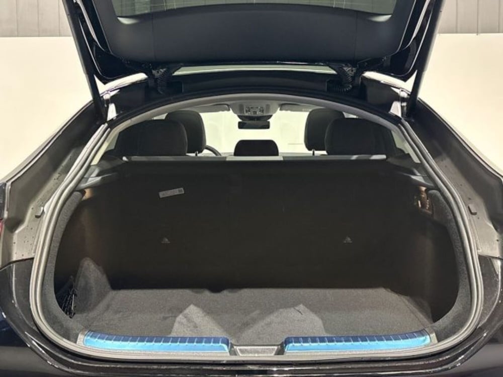 Mercedes-Benz GLE SUV nuova a Bologna (7)