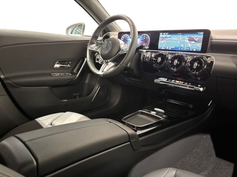 Mercedes-Benz Classe A Sedan nuova a Bologna (15)