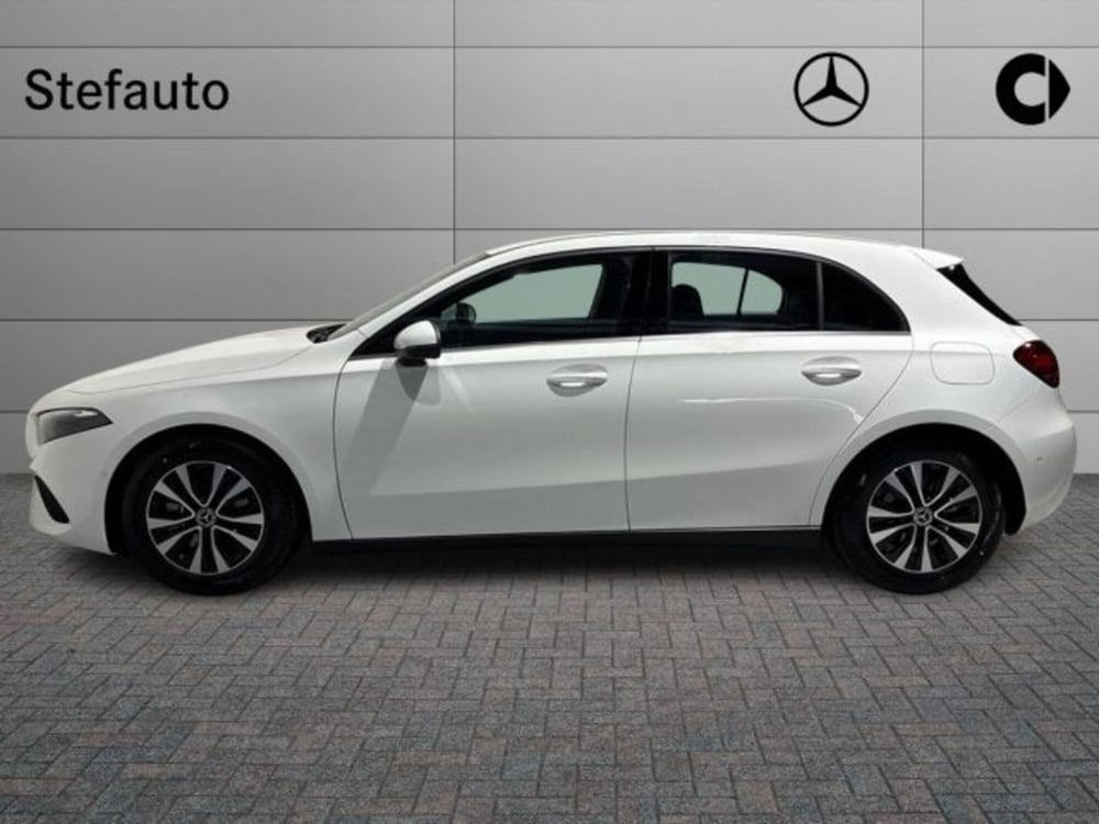 Mercedes-Benz Classe A Sedan nuova a Bologna (3)