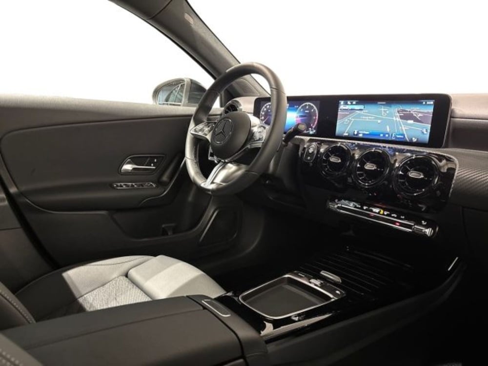 Mercedes-Benz Classe A Sedan nuova a Bologna (15)