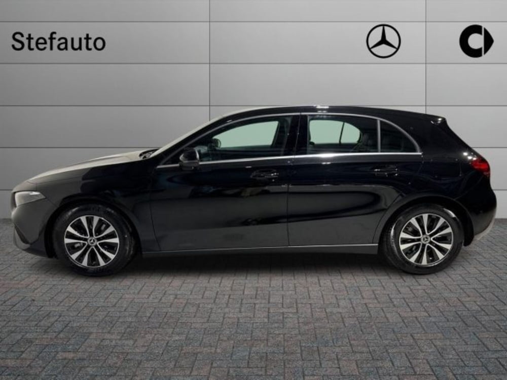Mercedes-Benz Classe A Sedan nuova a Bologna (3)
