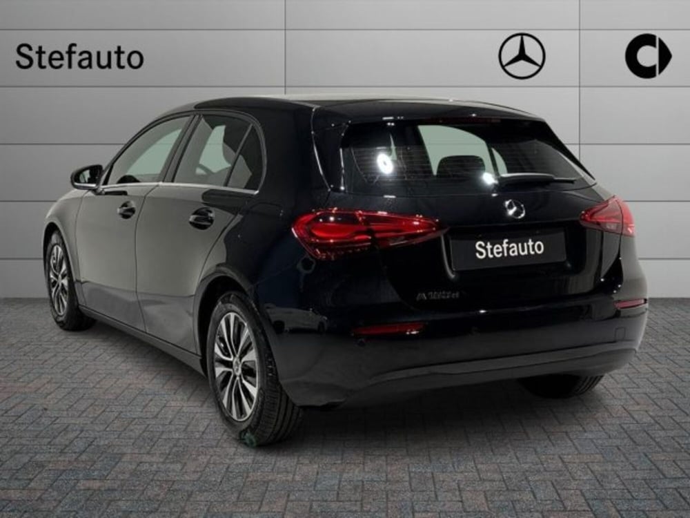 Mercedes-Benz Classe A Sedan nuova a Bologna (5)