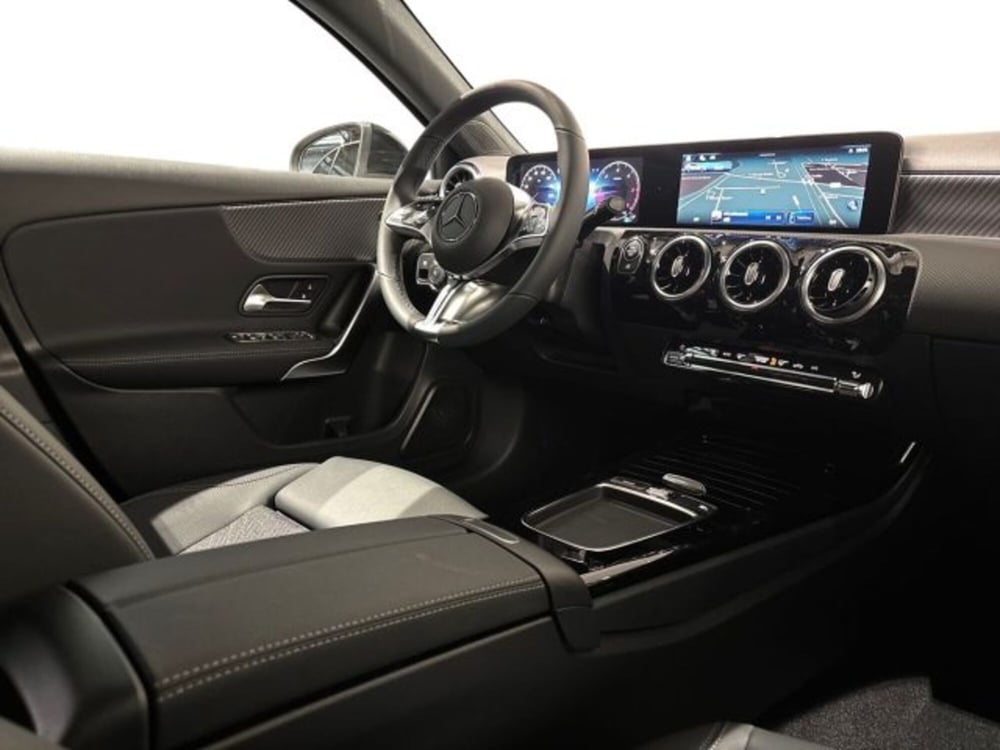 Mercedes-Benz Classe A Sedan nuova a Bologna (15)