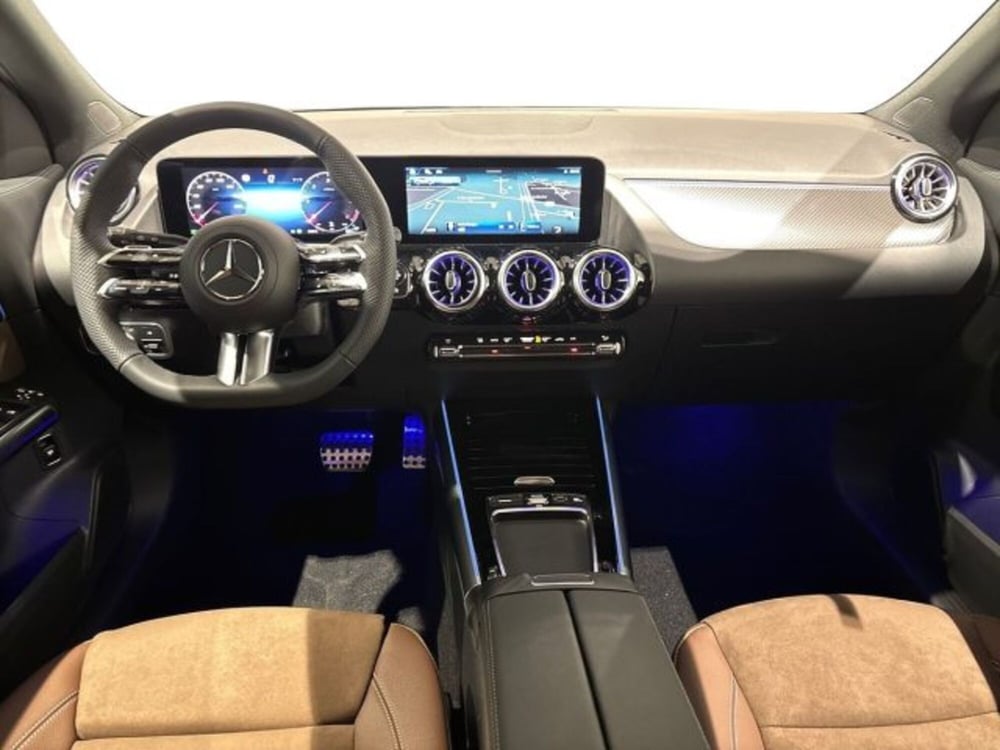 Mercedes-Benz GLA SUV nuova a Bologna (13)