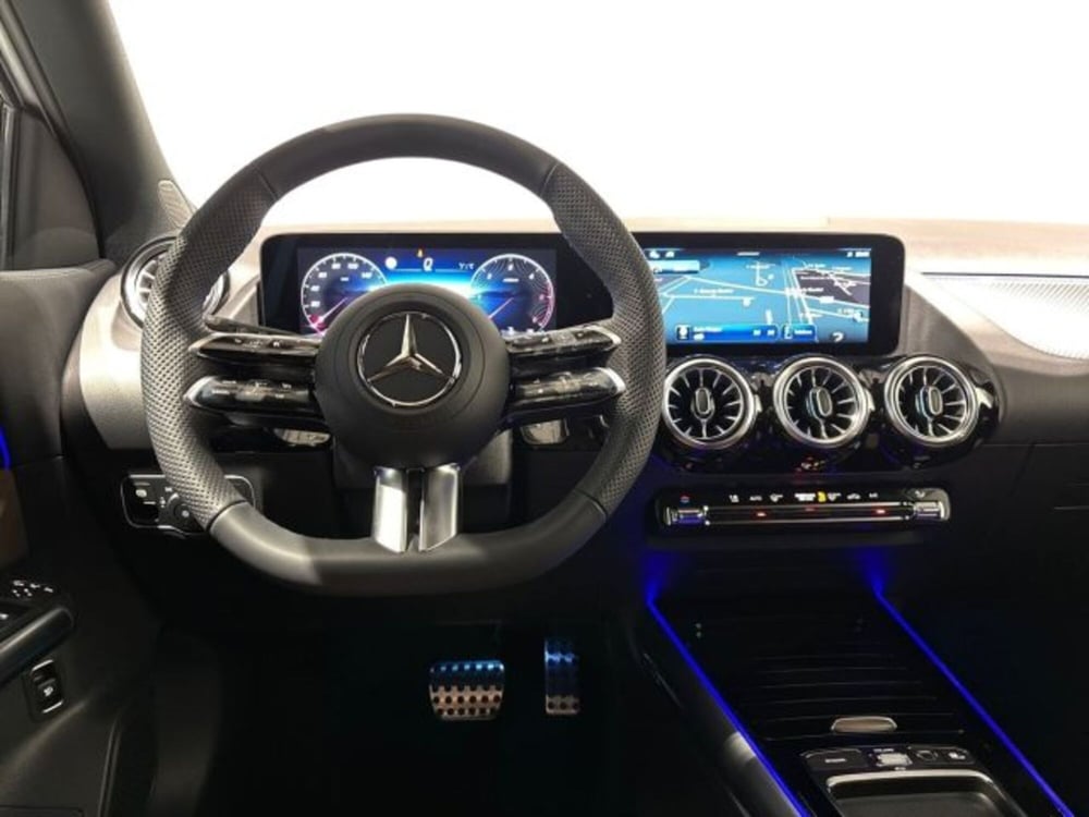 Mercedes-Benz GLA SUV nuova a Bologna (14)