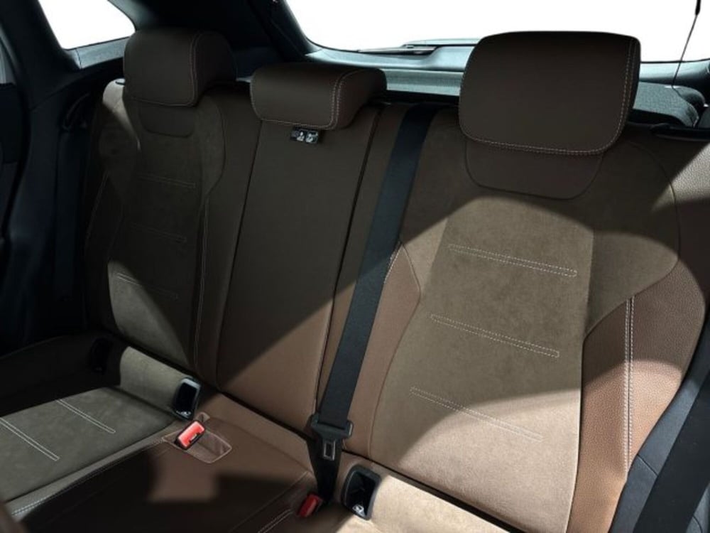 Mercedes-Benz GLA SUV nuova a Bologna (9)