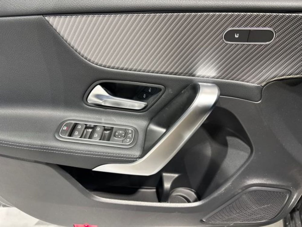 Mercedes-Benz Classe A Sedan nuova a Bologna (10)