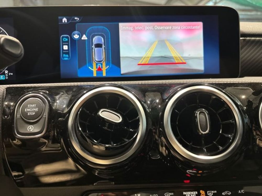 Mercedes-Benz Classe A Sedan nuova a Bologna (12)