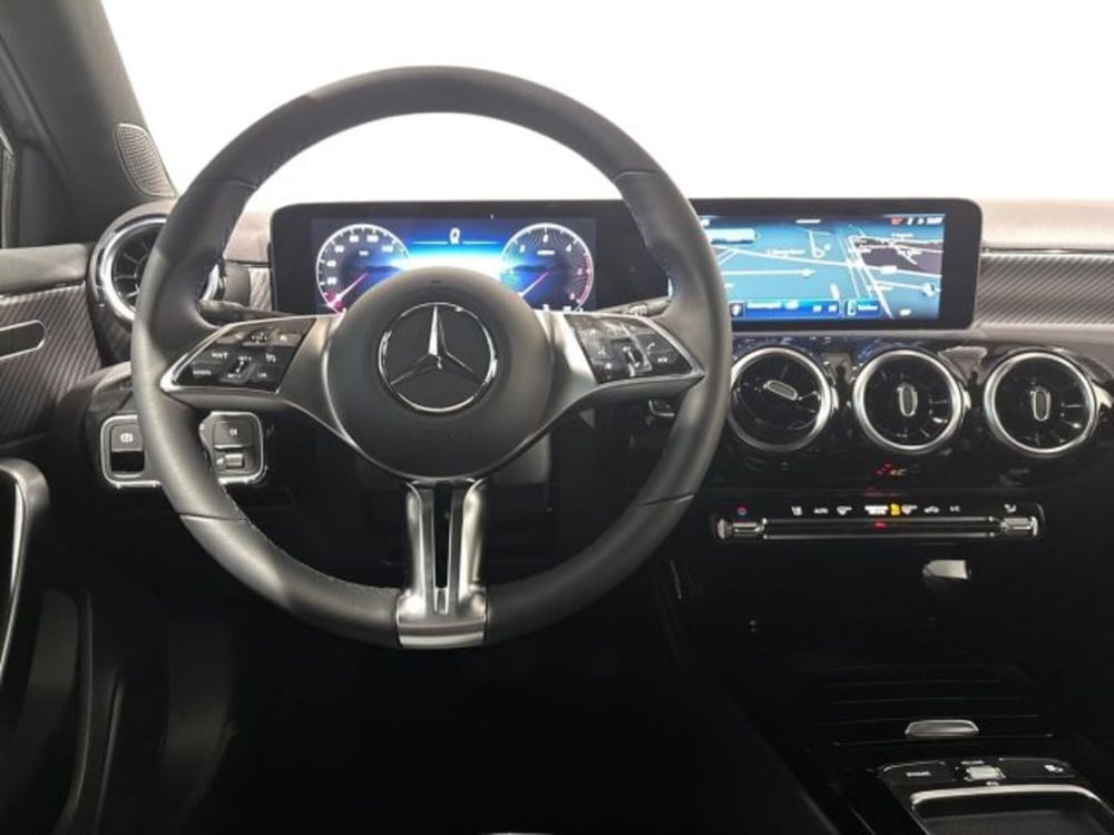 Mercedes-Benz Classe A Sedan nuova a Bologna (14)