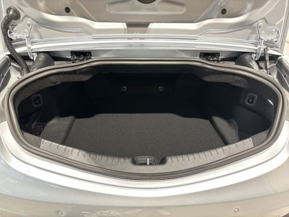 Mercedes-Benz CLE Cabrio nuova a Bologna (7)