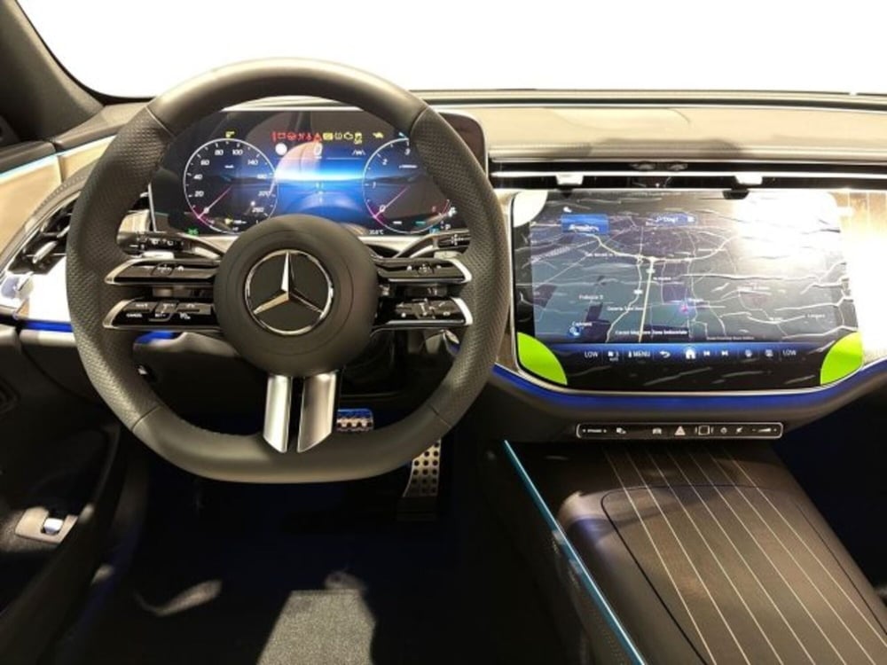 Mercedes-Benz Classe E Station Wagon nuova a Bologna (14)