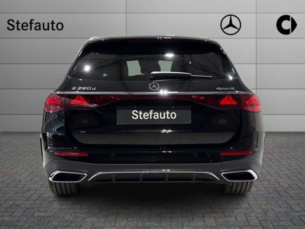 Mercedes-Benz Classe E Station Wagon nuova a Bologna (6)