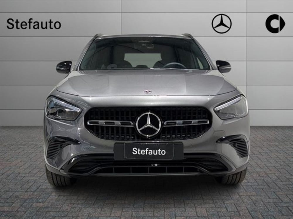 Mercedes-Benz GLA SUV nuova a Bologna (4)