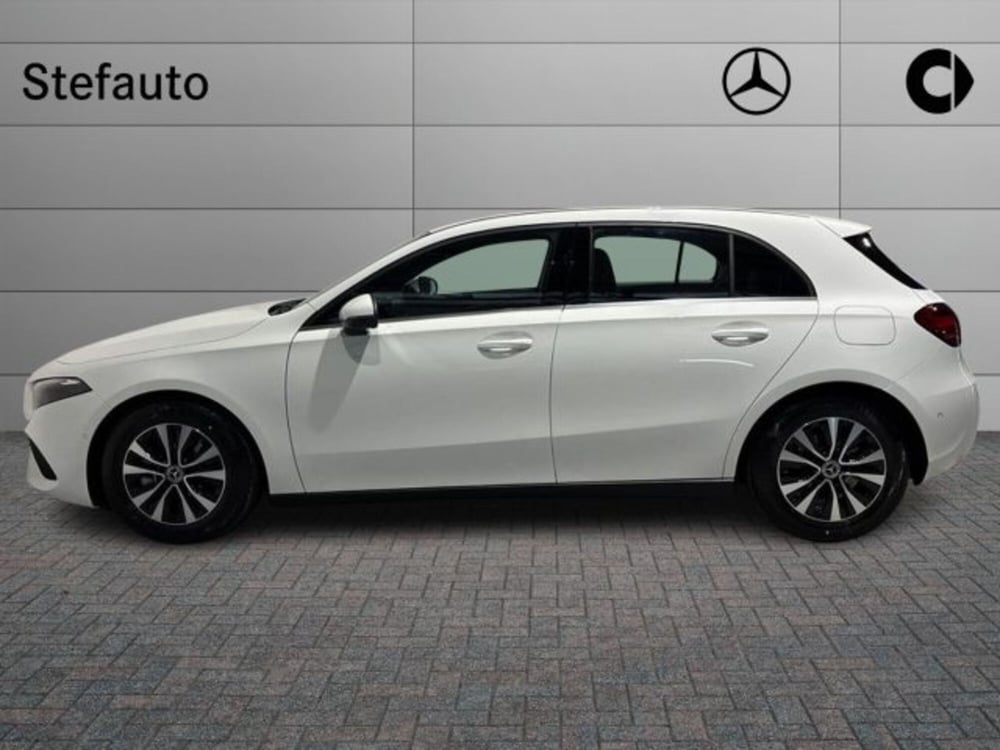 Mercedes-Benz Classe A Sedan nuova a Bologna (3)