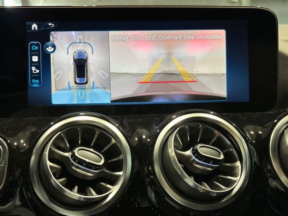 Mercedes-Benz Classe B nuova a Bologna (12)